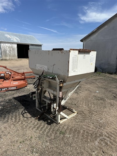 10998 herd sure feed broadcaster auctiontime equipment auction may 15th 2024