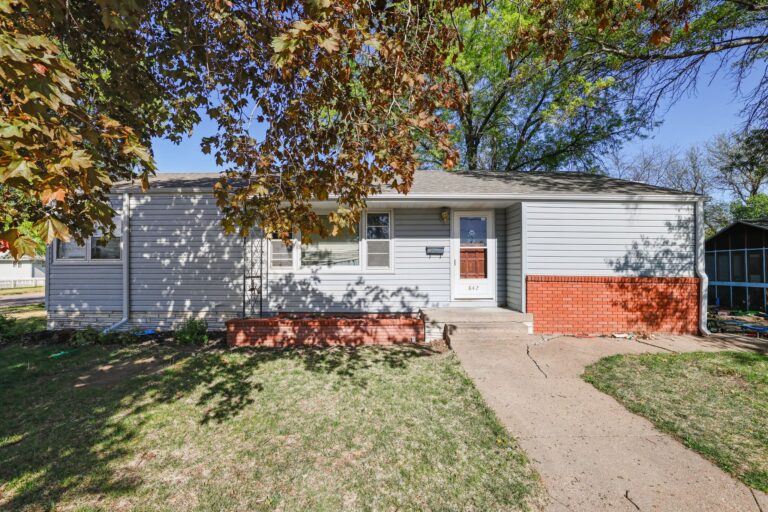 842 N Washington Ave.