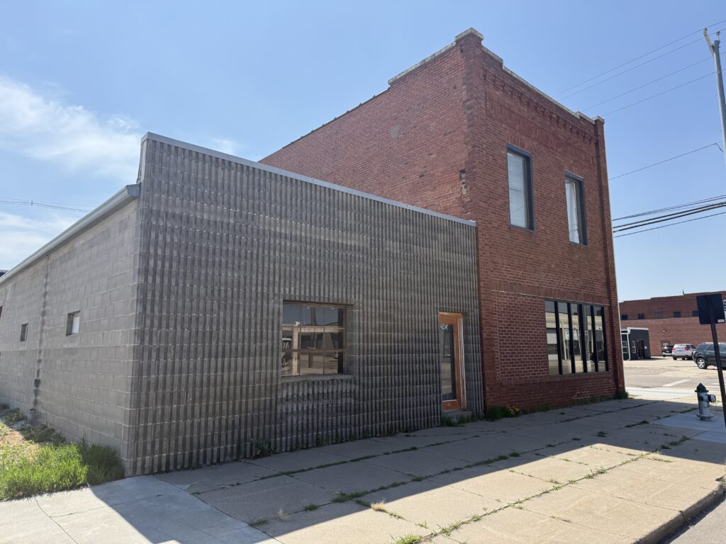 245 W. 2nd St