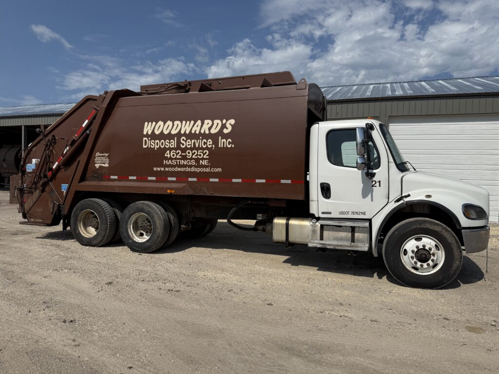 2004 Freightliner Garbage Truck