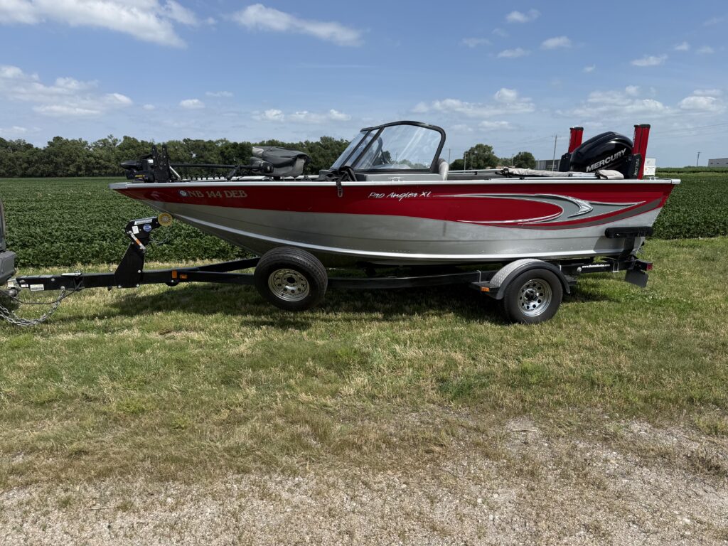 Smokercraft boat
