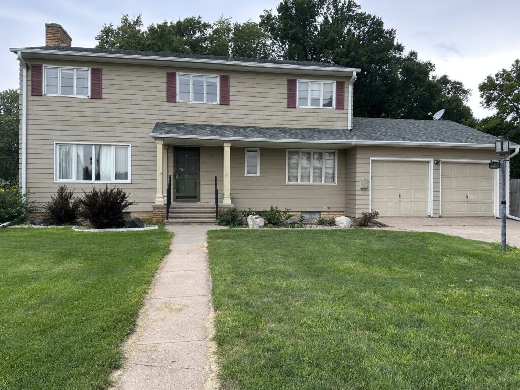 905 N Elm Ave. Hastings, NE